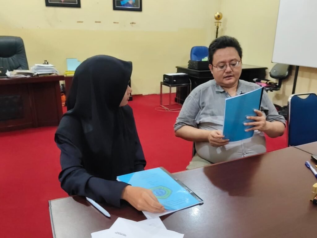 Ujian Magang Digelar, Ketua STIE Al-Anwar Mojokerto Pastikan Kesiapan Mahasiswa Hadapi Dunia Kerja