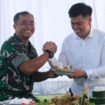 Akselerasi Pembangunan, Dandim 0808/Blitar Bersama Forkopimda Letakkan Batu Pertama Jembatan Garuda Sungai Ratu