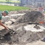 Gotong Royong Bangun Saluran Air, Perkuat Kebersamaan di Wilayah