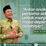 Hari Pertama Sekolah, Bupati Subandi Apresiasi Para Guru dan Orang Tua Siswa